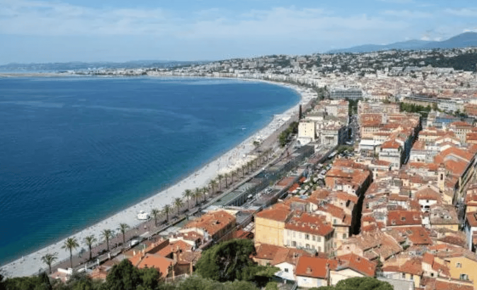 Serrurier Cantaron ouverture porte cave