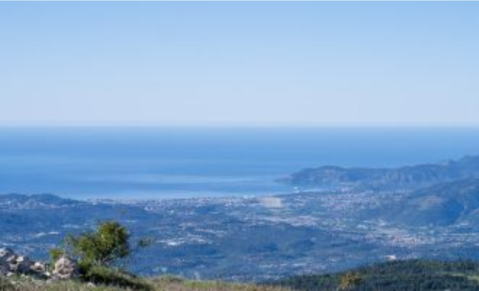 Serrurier Caussols ouverture porte cave