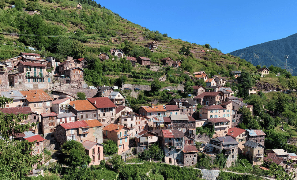 Serrurier Roure ouverture porte cave