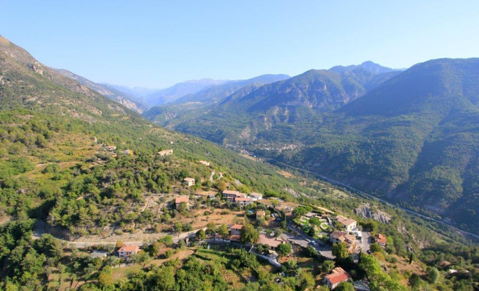 Serrurier Tournefort ouverture porte cave